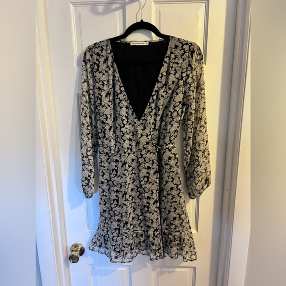 Abercrombie and Fitch Long Sleeve Dress Small Tall